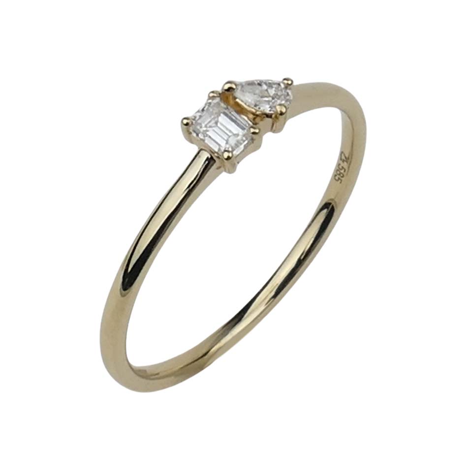 Verlobungsring Gelbgold 585/000 mit Diamanten im Smaragd- und Tropfenschliff