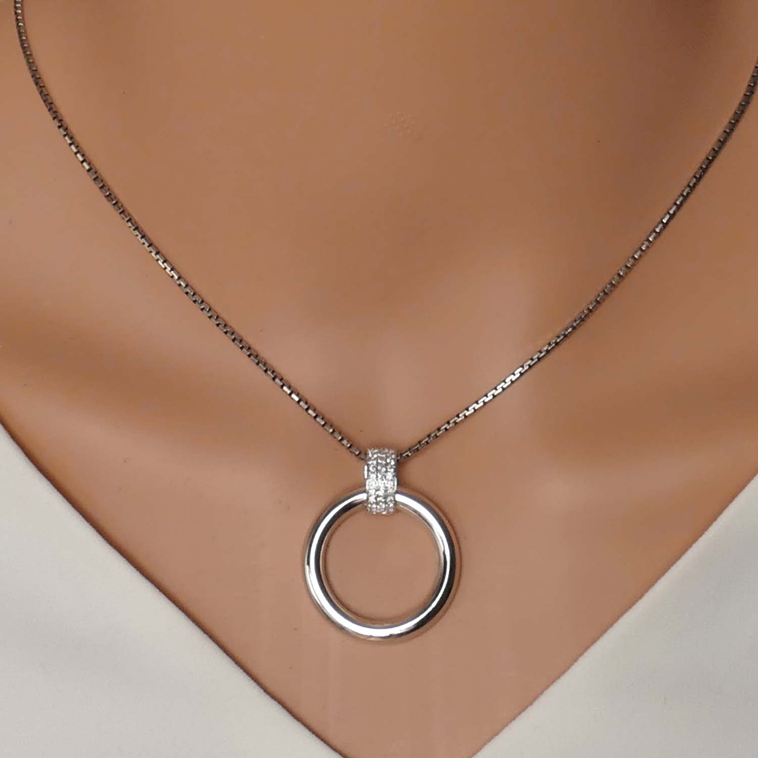 Anhänger Weißgold 585/000 mit Brillanten Ringform