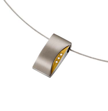 0793-04 Boccia Diamantanhänger Titan bicolor goldplattiert